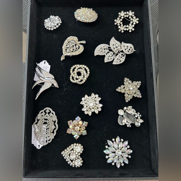 Preview Sun Aug 17 Brooches - Picture 6 of 7